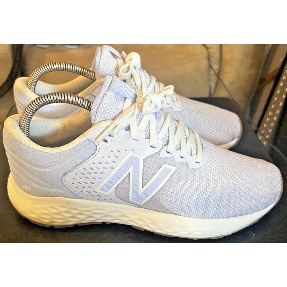 New Balance 520v7 Women's Sz 8.5 Athletic Running Training Shoes Libra/Sea Salt